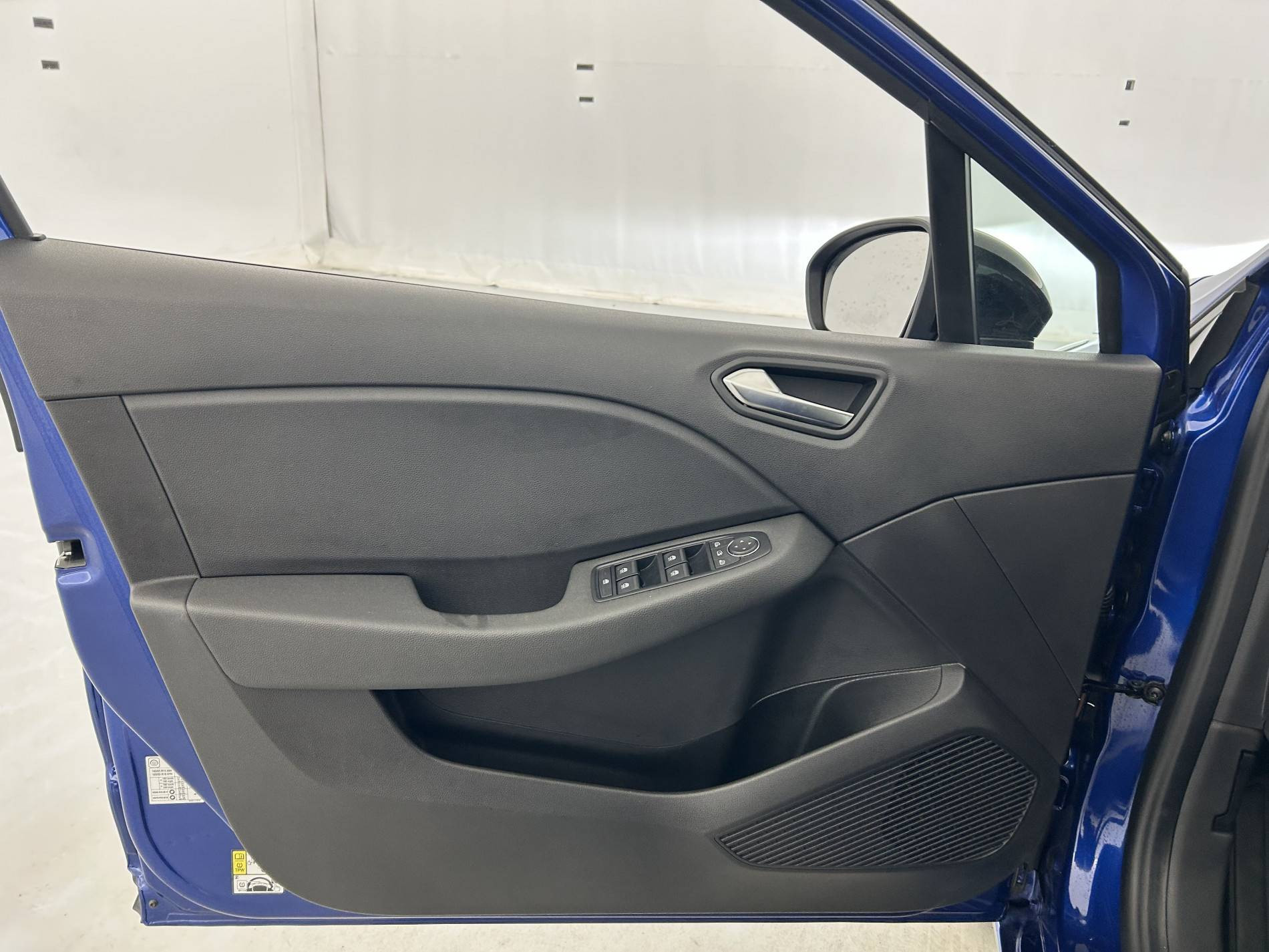 Vente en ligne Renault Clio 5 Clio TCe 90 au prix de 16 390 €