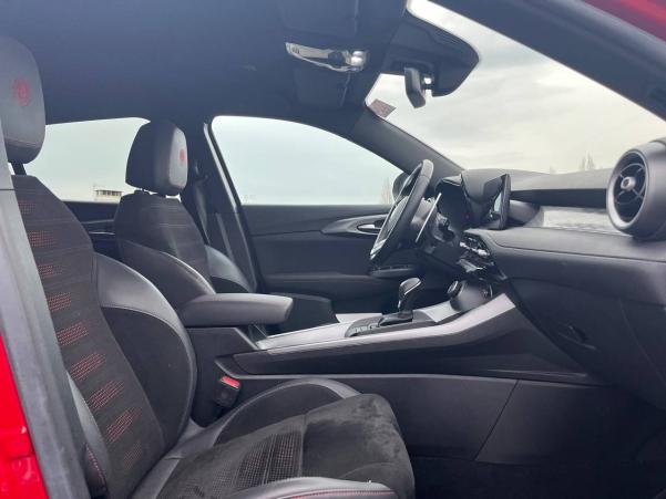 Vente en ligne Alfa Romeo Tonale  1.5 Hybrid 160 ch VGT TCT7 au prix de 28 490 €
