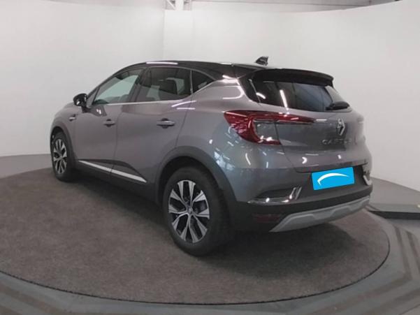 Vente en ligne Renault Captur  mild hybrid 140 au prix de 23 900 €