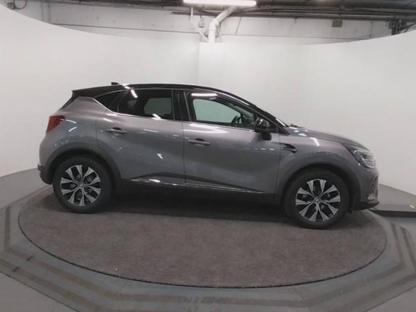 Vente en ligne Renault Captur  mild hybrid 140 au prix de 23 900 €