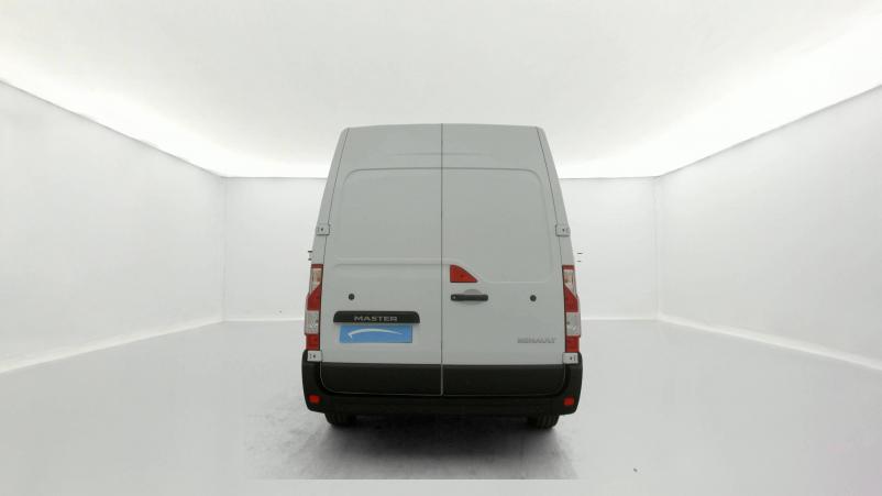 Vente en ligne Renault Master 3 Fourgon MASTER FGN TRAC F3500 L2H2 DCI 135 au prix de 25 990 €