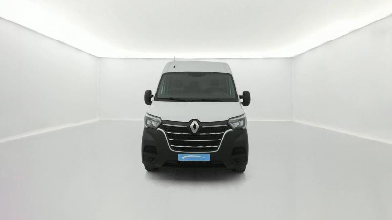 Vente en ligne Renault Master 3 Fourgon MASTER FGN TRAC F3500 L2H2 DCI 135 au prix de 25 990 €