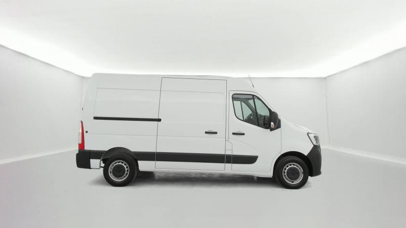 Vente en ligne Renault Master 3 Fourgon MASTER FGN TRAC F3500 L2H2 DCI 135 au prix de 25 990 €