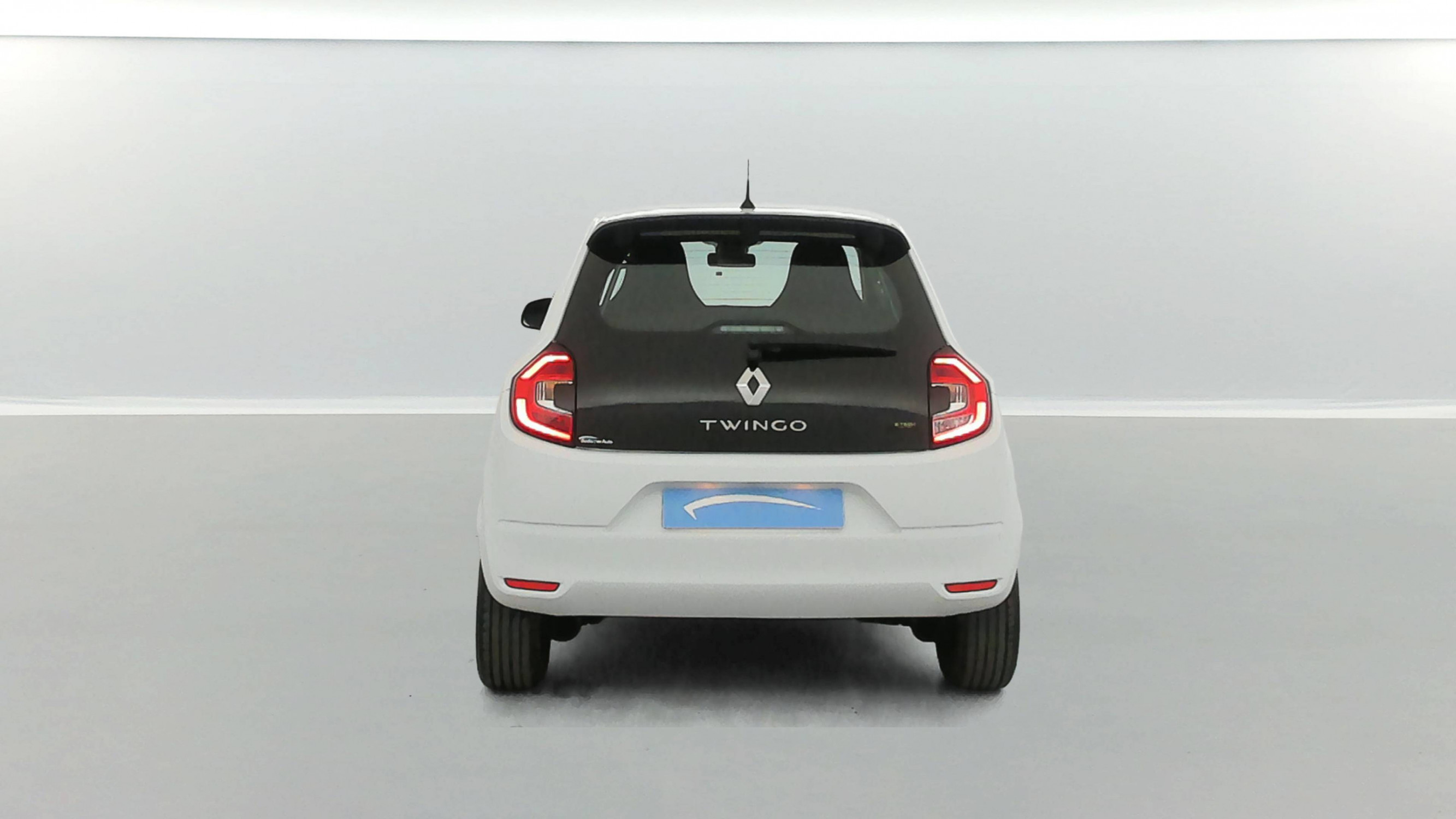 Vente en ligne Renault Twingo Electrique Twingo III E-Tech au prix de 10 990 €