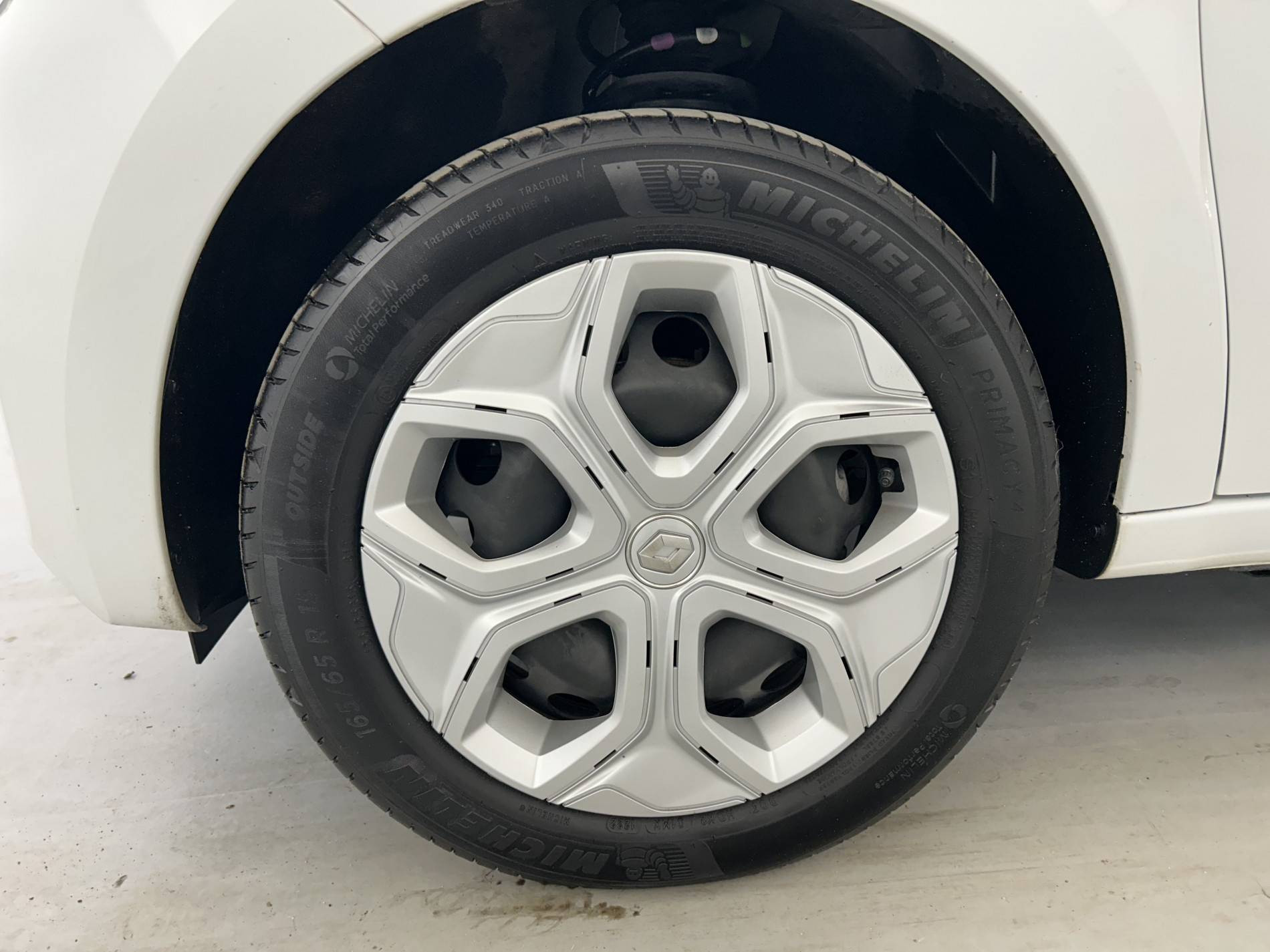 Vente en ligne Renault Twingo Electrique Twingo III E-Tech au prix de 10 990 €