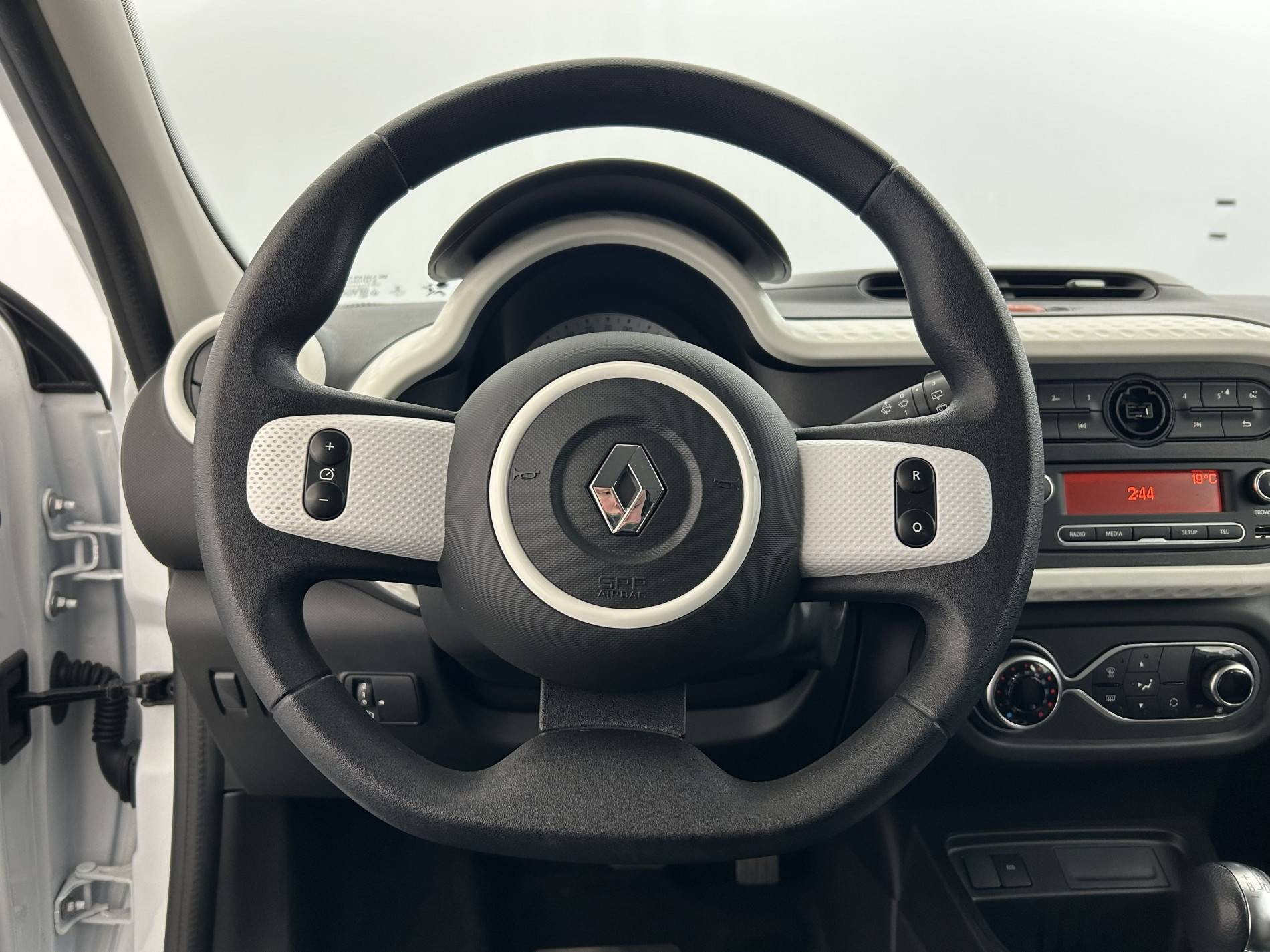 Vente en ligne Renault Twingo Electrique Twingo III E-Tech au prix de 10 990 €