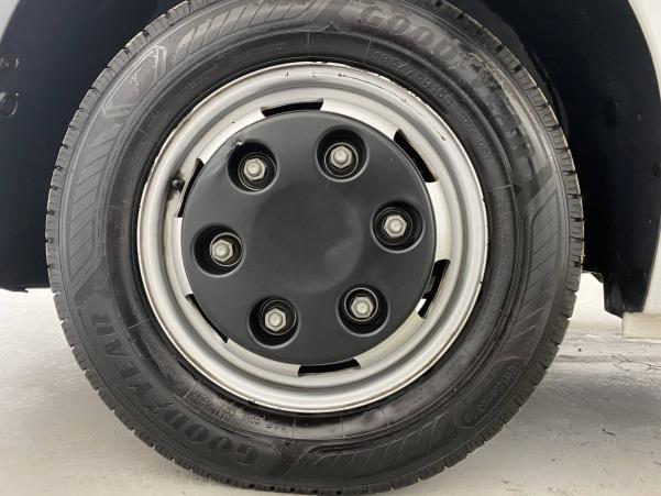 Vente en ligne Renault Master 3 Châssis Cabine MASTER CC PROP RJ3500 PAF AR COURT L2 DCI 130 au prix de 27 990 €