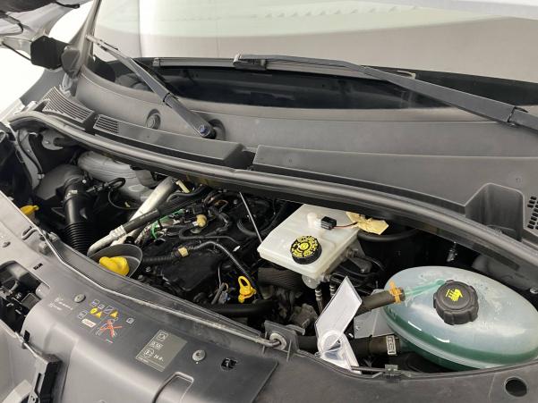 Vente en ligne Renault Master 3 Châssis Cabine MASTER CC PROP RJ3500 PAF AR COURT L2 DCI 130 au prix de 27 990 €