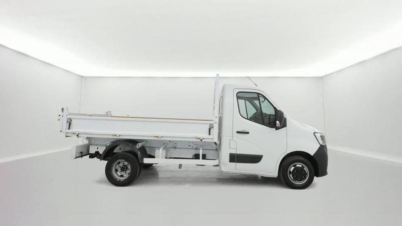 Vente en ligne Renault Master 3 Châssis Cabine MASTER CC PROP RJ3500 PAF AR COURT L2 DCI 130 au prix de 27 990 €