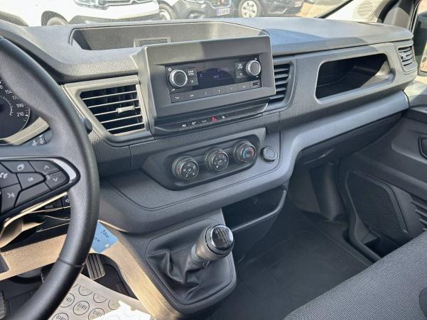 Vente en ligne Renault Trafic 3 Fourgon TRAFIC FGN L1H1 2800 KG BLUE DCI 110 au prix de 19 890 €