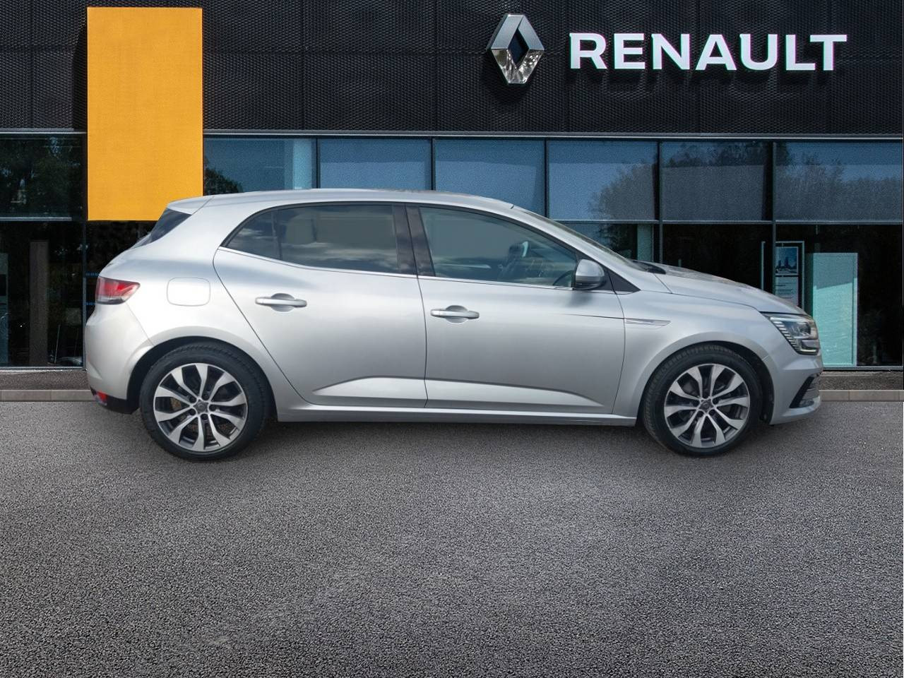 Vente en ligne Renault Megane 4 Mégane IV Berline Blue dCi 115 au prix de 16 990 €