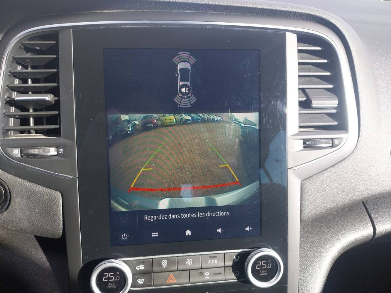 Vente en ligne Renault Megane 4 Mégane IV Berline Blue dCi 115 au prix de 16 990 €