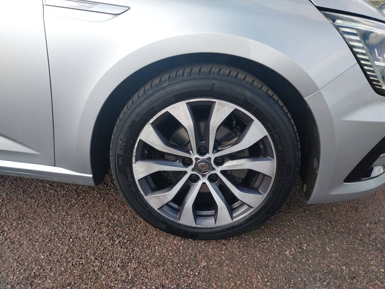 Vente en ligne Renault Megane 4 Mégane IV Berline Blue dCi 115 au prix de 16 990 €