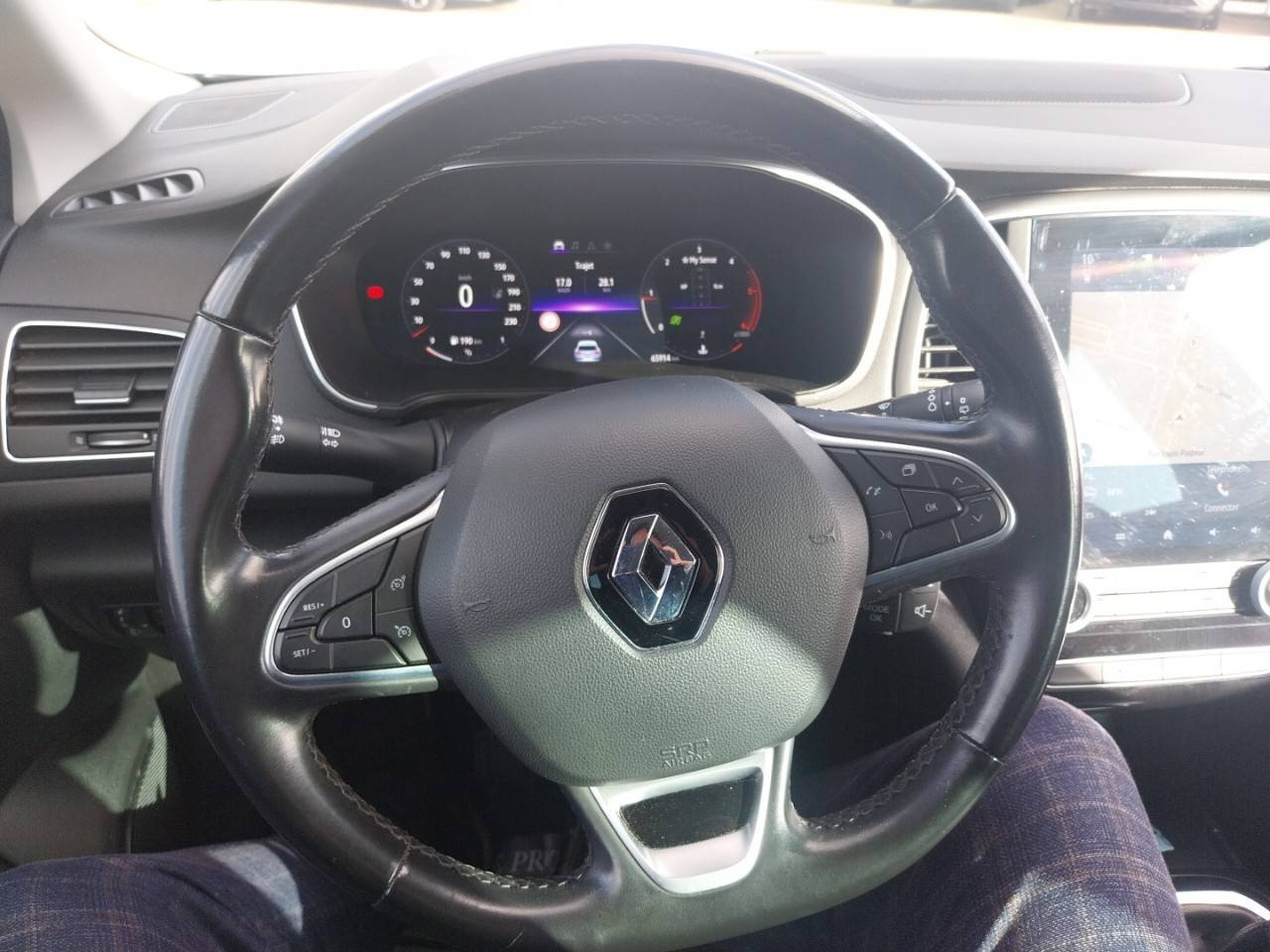 Vente en ligne Renault Megane 4 Mégane IV Berline Blue dCi 115 au prix de 16 990 €