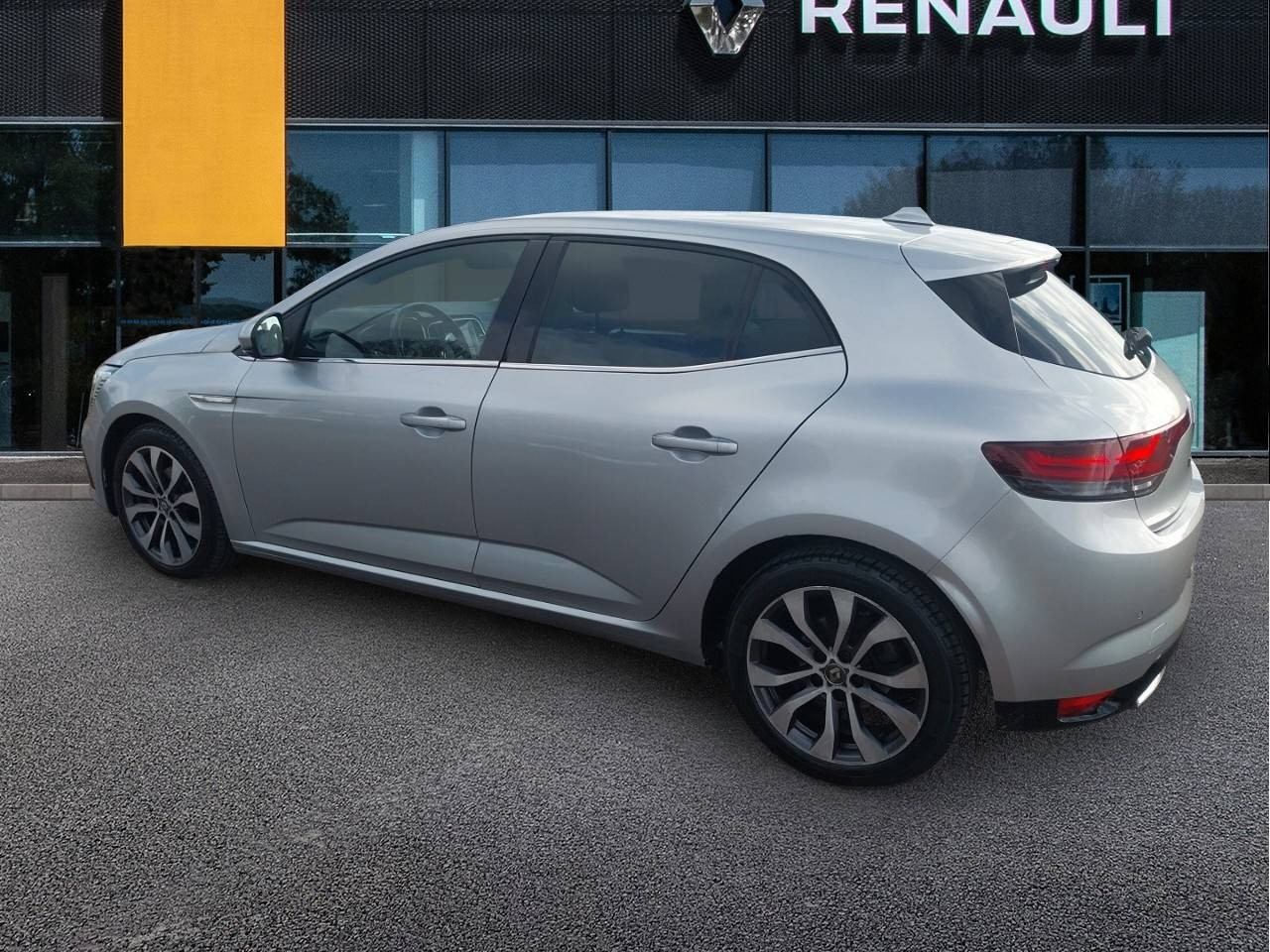 Vente en ligne Renault Megane 4 Mégane IV Berline Blue dCi 115 au prix de 16 990 €