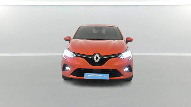 Vente en ligne Renault Clio 5 Clio E-Tech 140 au prix de 15 590 €