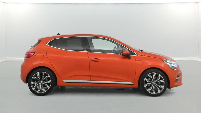 Vente en ligne Renault Clio 5 Clio E-Tech 140 au prix de 15 590 €