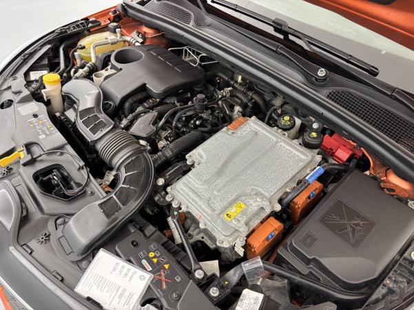 Vente en ligne Renault Clio 5 Clio E-Tech 140 au prix de 15 590 €