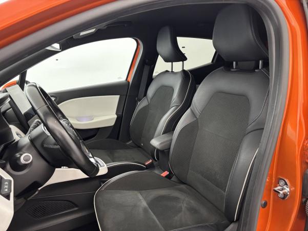 Vente en ligne Renault Clio 5 Clio E-Tech 140 au prix de 15 590 €