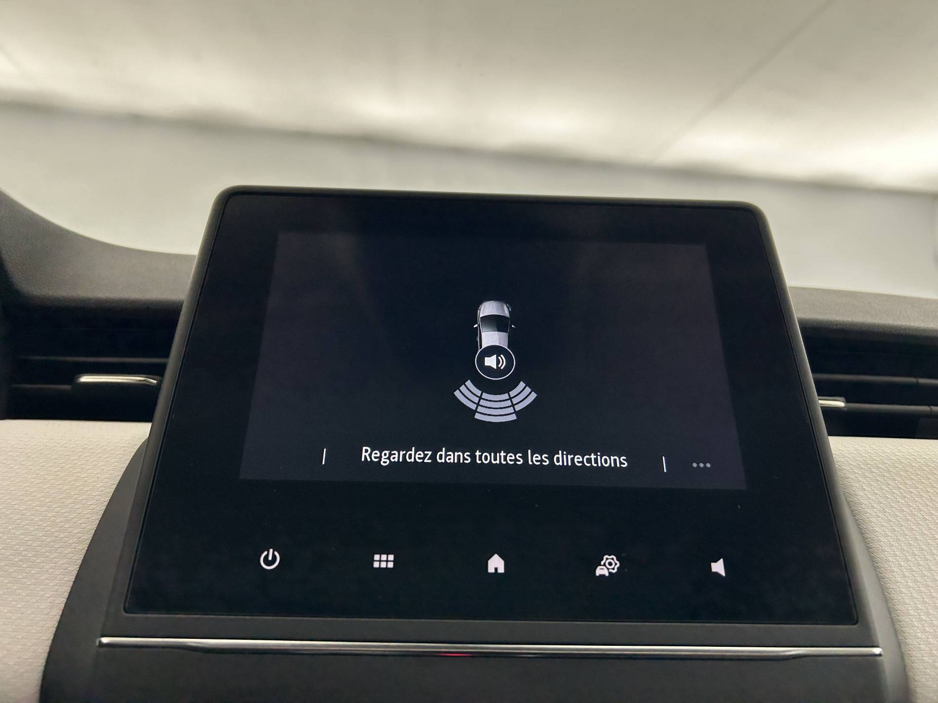 Vente en ligne Renault Clio 5 CLIO SOCIETE BLUE DCI 100 au prix de 15 490 €