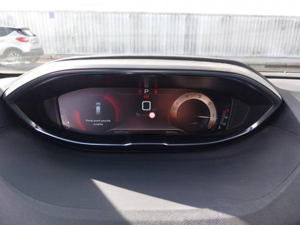 Vente en ligne Peugeot 5008  BlueHDi 130ch S&S EAT8 au prix de 19 990 €