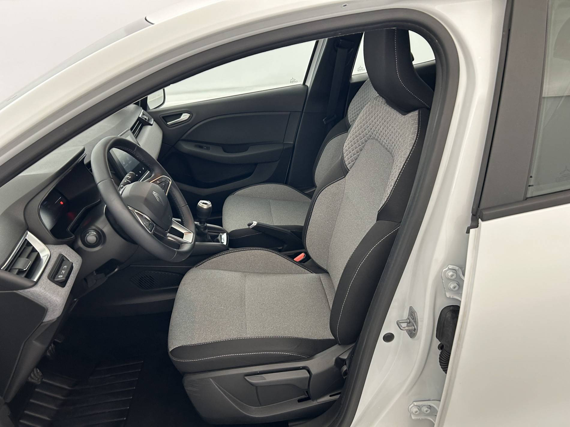 Vente en ligne Renault Clio 5 Clio TCe 90 ch GSR2 au prix de 15 490 €