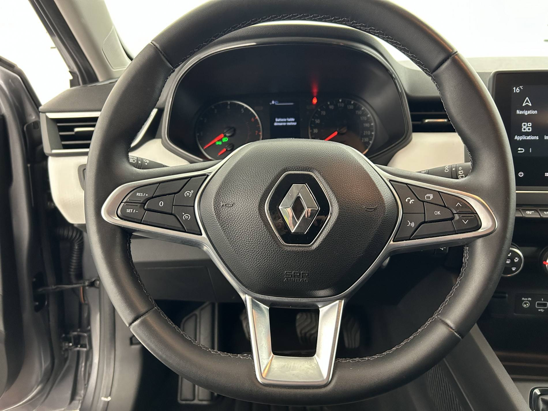 Vente en ligne Renault Clio 5 Clio TCe 90 au prix de 15 990 €