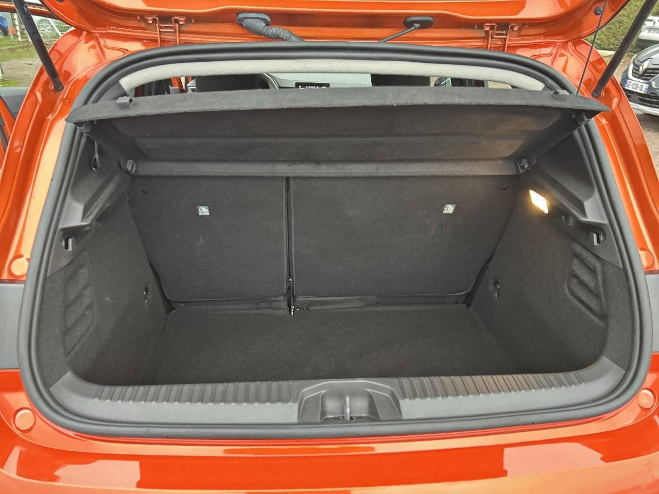 Vente en ligne Renault Clio 5 Clio TCe 90 au prix de 15 590 €