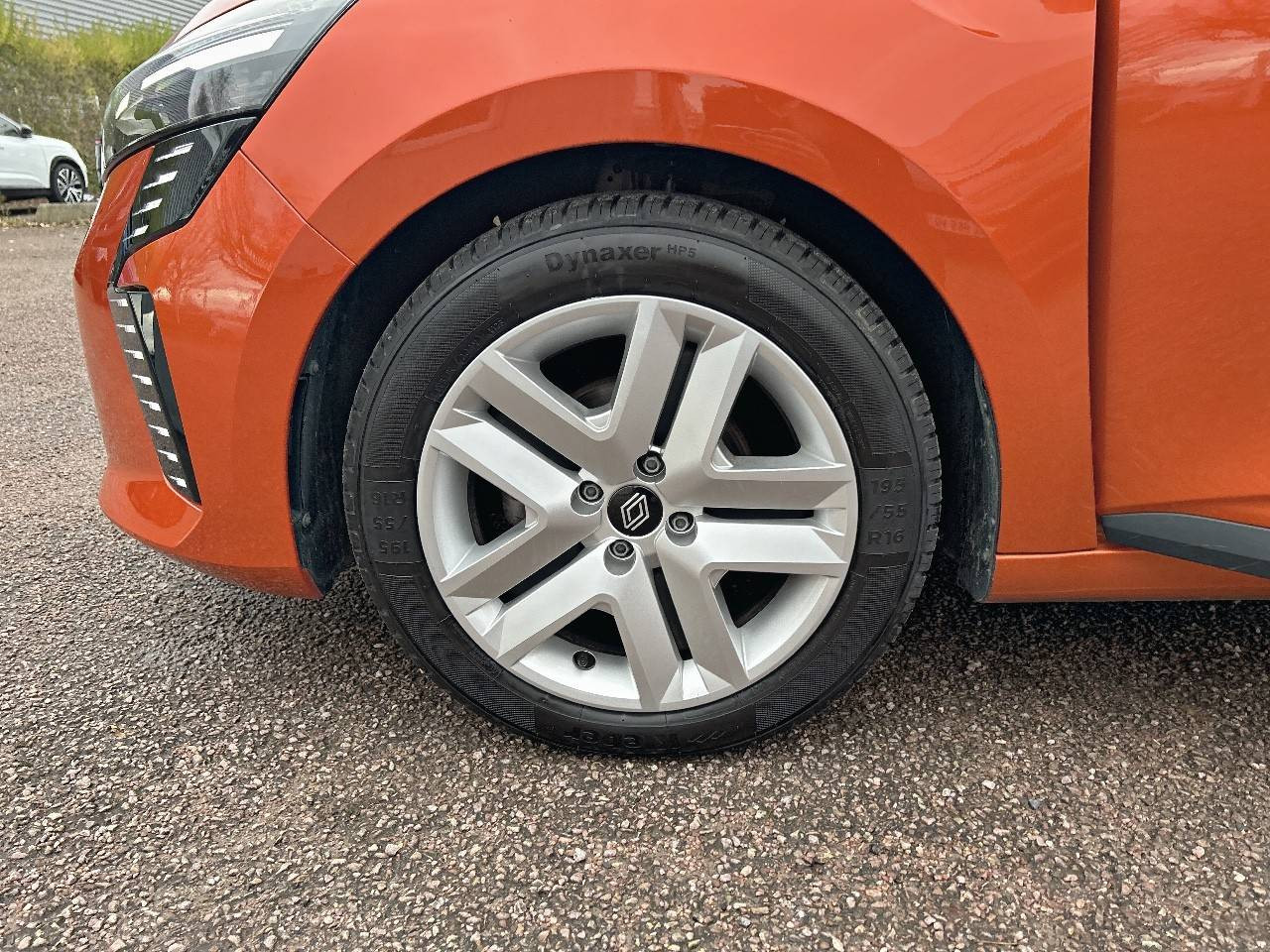 Vente en ligne Renault Clio 5 Clio TCe 90 au prix de 15 590 €