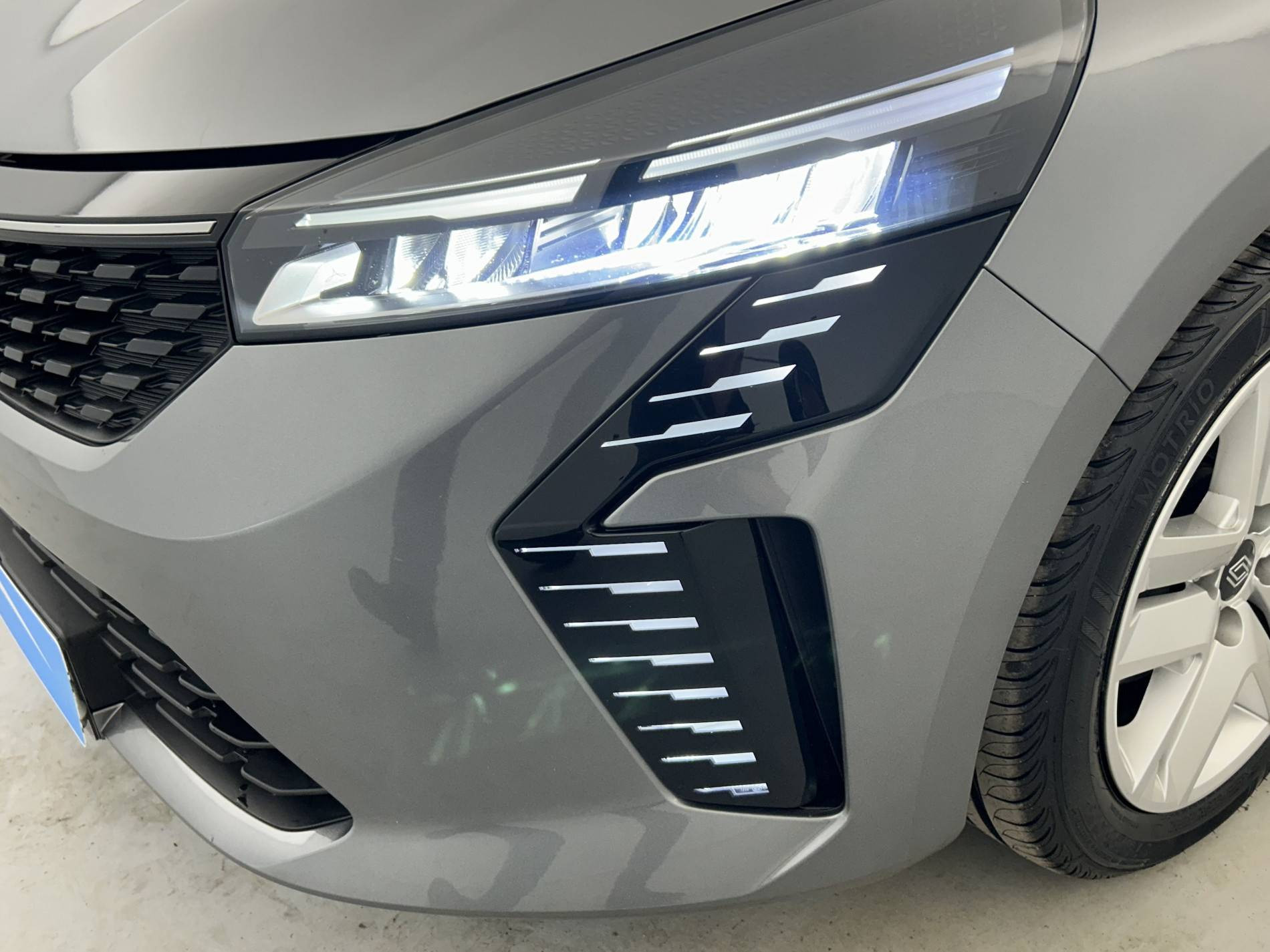 Vente en ligne Renault Clio 5 Clio E-Tech full hybrid 145 ch GSR2 au prix de 20 490 €