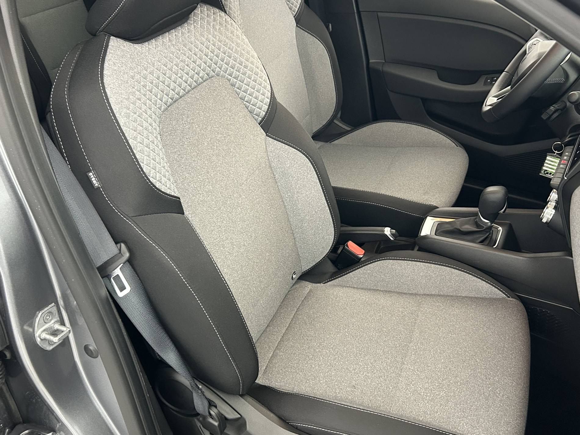 Vente en ligne Renault Clio 5 Clio E-Tech full hybrid 145 ch GSR2 au prix de 20 490 €