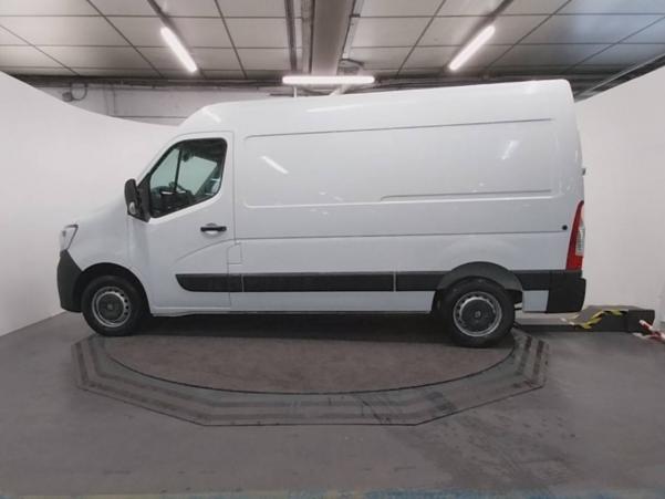 Vente en ligne Renault Master 3 Fourgon MASTER FGN TRAC F3500 L2H2 DCI 135 au prix de 20 180 €