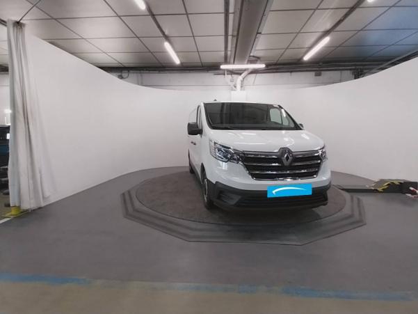 Vente en ligne Renault Trafic 3 Fourgon TRAFIC FGN L1H1 3000 KG BLUE DCI 130 au prix de 25 990 €