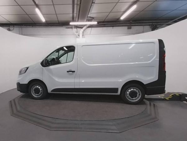 Vente en ligne Renault Trafic 3 Fourgon TRAFIC FGN L1H1 3000 KG BLUE DCI 130 au prix de 25 990 €