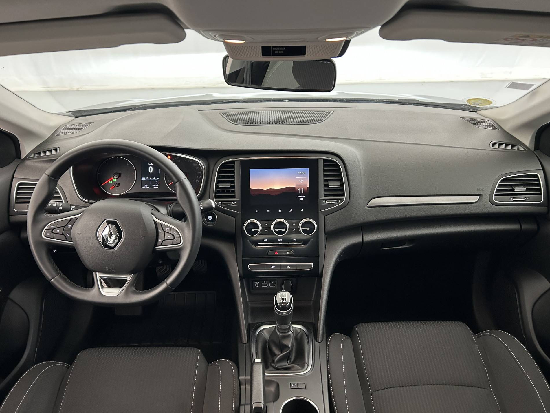 Vente en ligne Renault Megane 4 Mégane IV Berline Blue dCi 115 - 21N au prix de 14 490 €