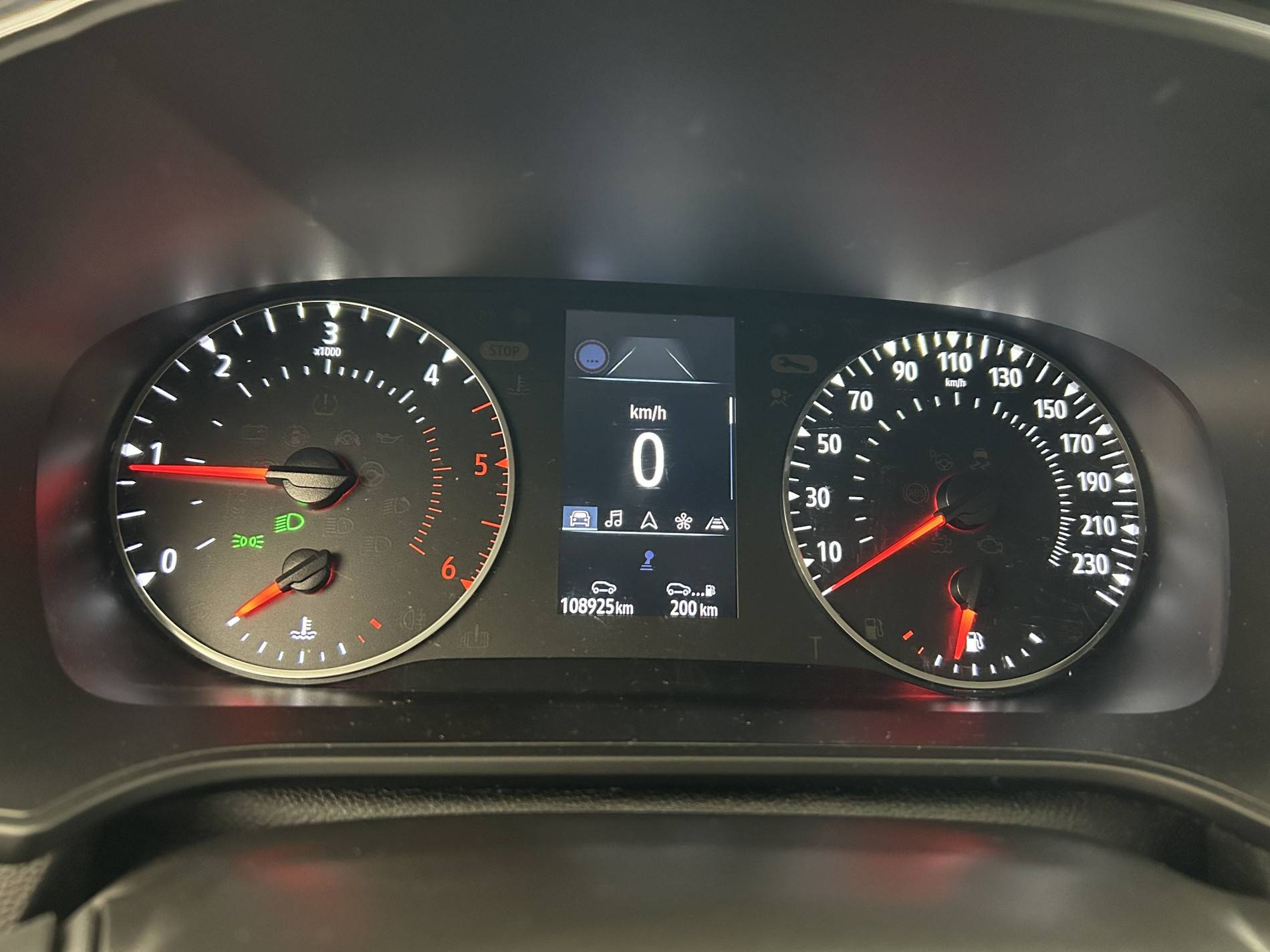 Vente en ligne Renault Megane 4 Mégane IV Berline Blue dCi 115 - 21N au prix de 14 490 €