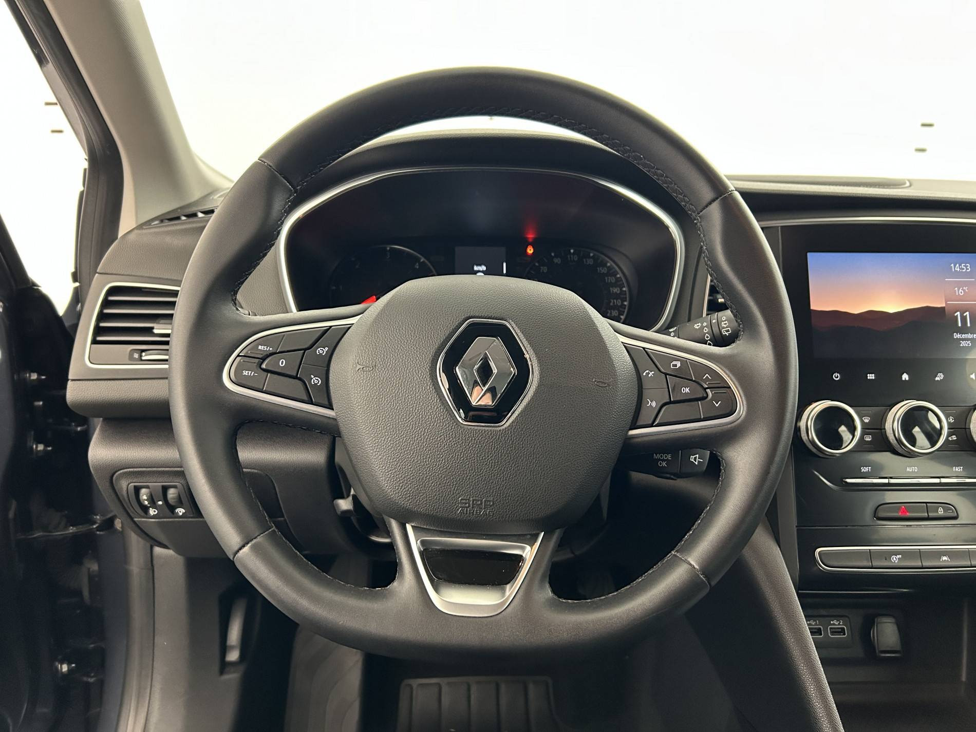 Vente en ligne Renault Megane 4 Mégane IV Berline Blue dCi 115 - 21N au prix de 14 490 €