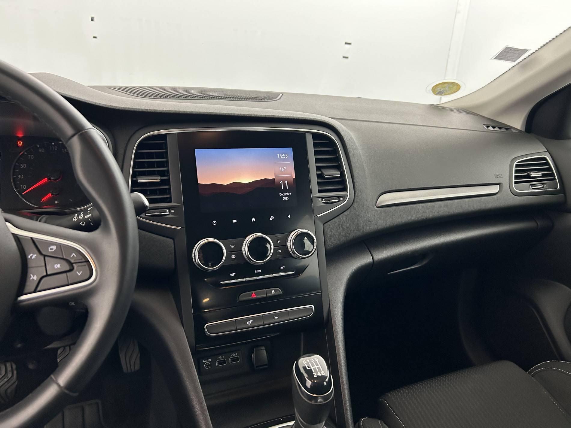 Vente en ligne Renault Megane 4 Mégane IV Berline Blue dCi 115 - 21N au prix de 14 490 €