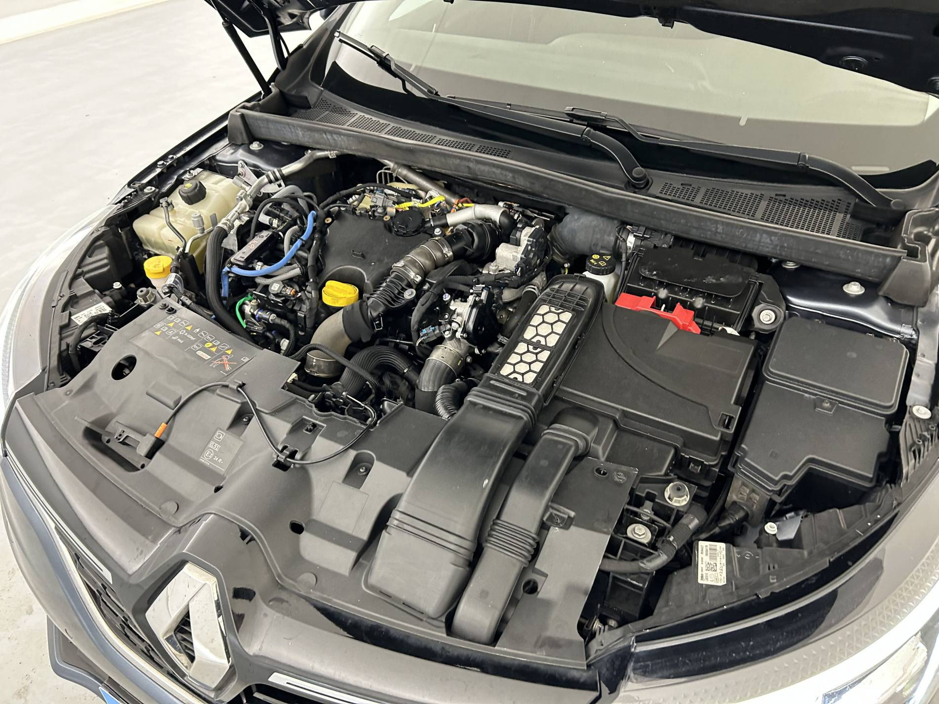 Vente en ligne Renault Megane 4 Mégane IV Berline Blue dCi 115 - 21N au prix de 14 690 €