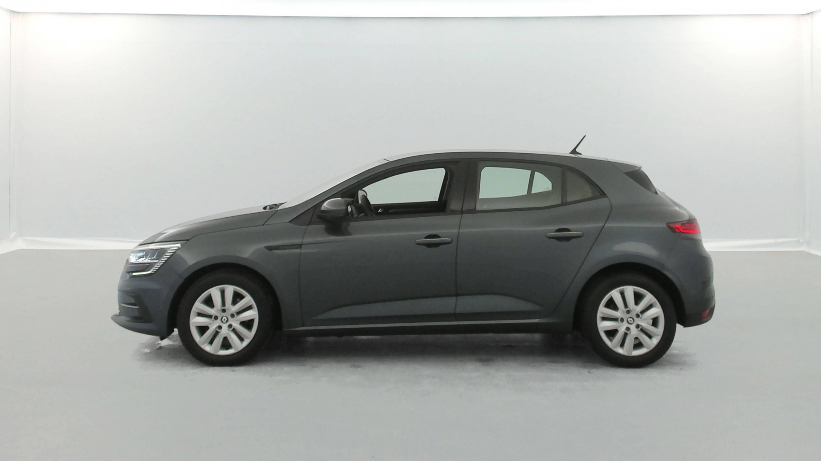 Vente en ligne Renault Megane 4 Mégane IV Berline Blue dCi 115 - 21N au prix de 14 690 €