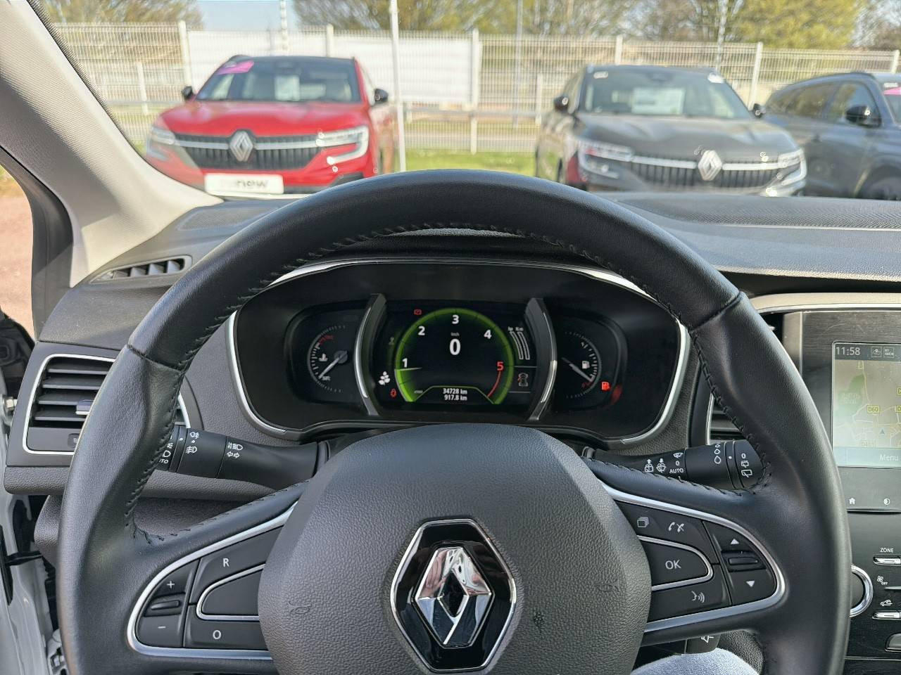 Vente en ligne Renault Megane 4 Mégane IV Berline Blue dCi 95 au prix de 14 990 €