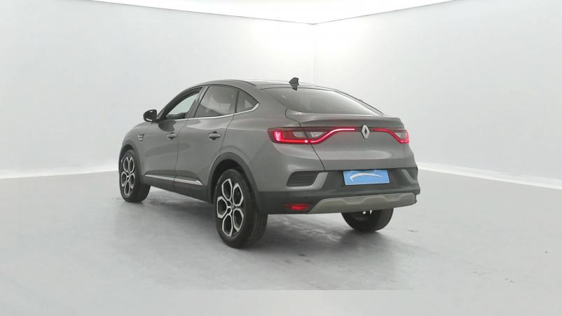 Vente en ligne Renault Arkana  mild hybrid 140 EDC FAP - 22 au prix de 23 490 €