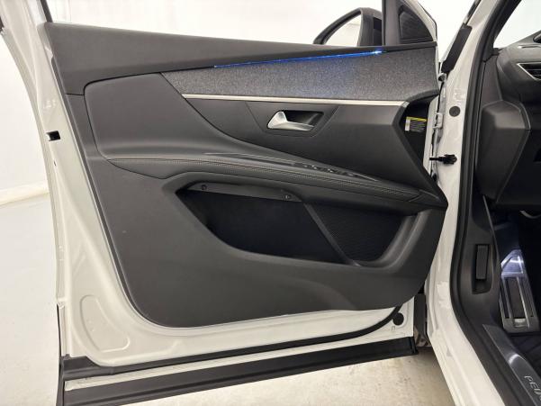 Vente en ligne Peugeot 5008  BlueHDi 130ch S&S EAT8 au prix de 25 990 €