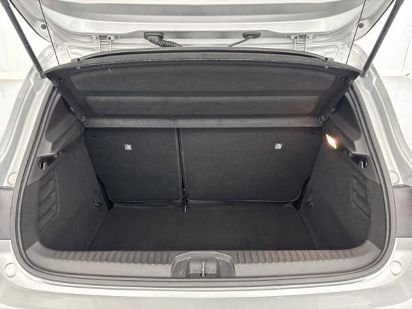 Vente en ligne Renault Clio 5 Clio TCe 90 au prix de 15 990 €
