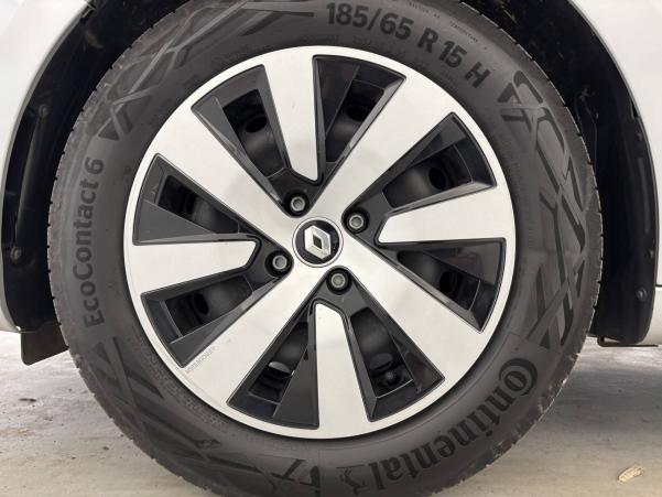 Vente en ligne Renault Clio 5 Clio TCe 90 au prix de 15 990 €