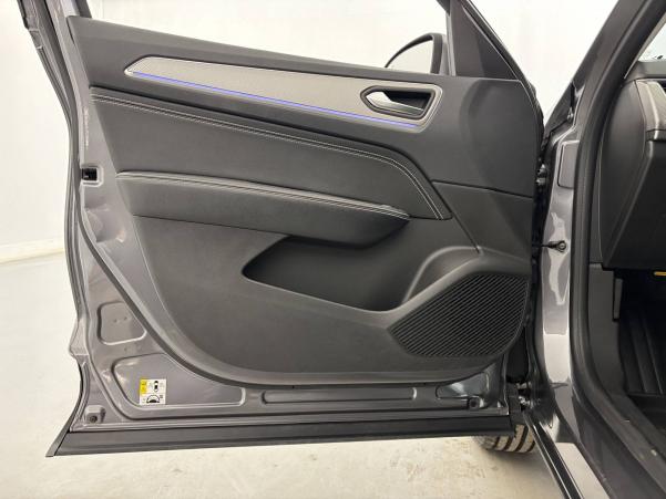 Vente en ligne Renault Arkana  mild hybrid 140 EDC FAP - 22 au prix de 23 490 €