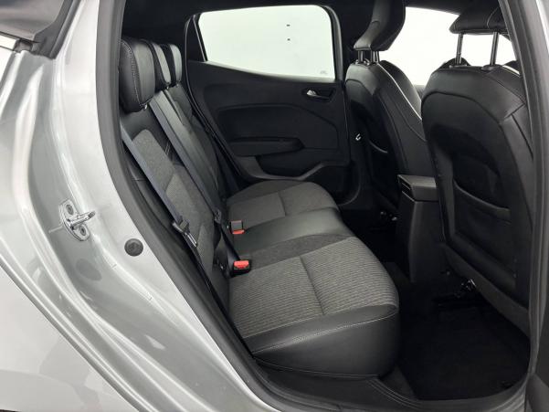 Vente en ligne Renault Clio 5 Clio TCe 90 - 21N au prix de 15 990 €