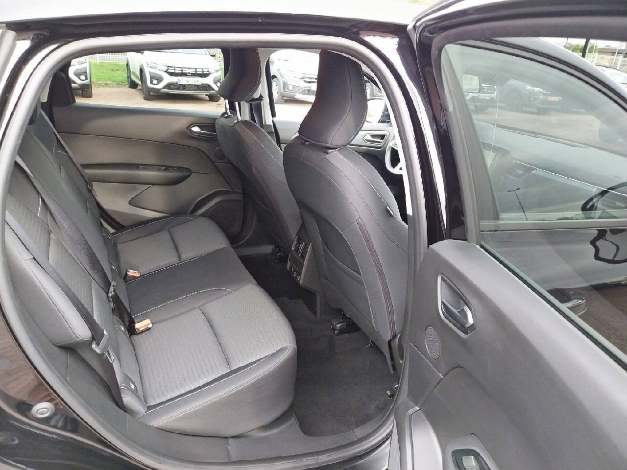 Vente en ligne Renault Arkana  TCe 140 EDC - 23 au prix de 21 890 €