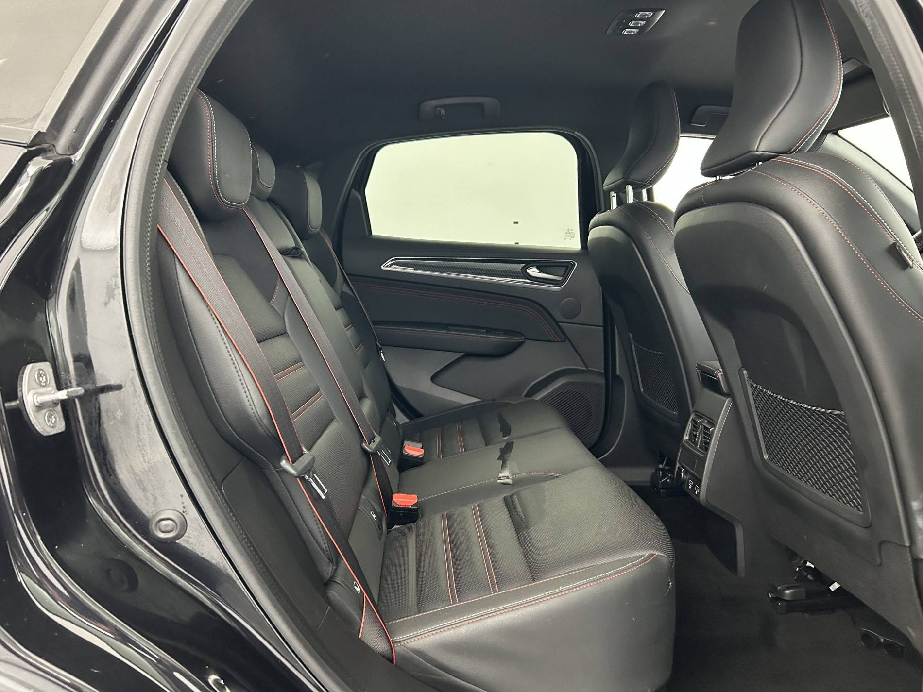 Vente en ligne Renault Arkana  E-Tech hybride 145 au prix de 20 990 €