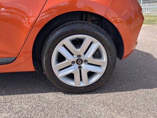 Vente en ligne Renault Clio 5 Clio TCe 90 GSR2 au prix de 15 490 €